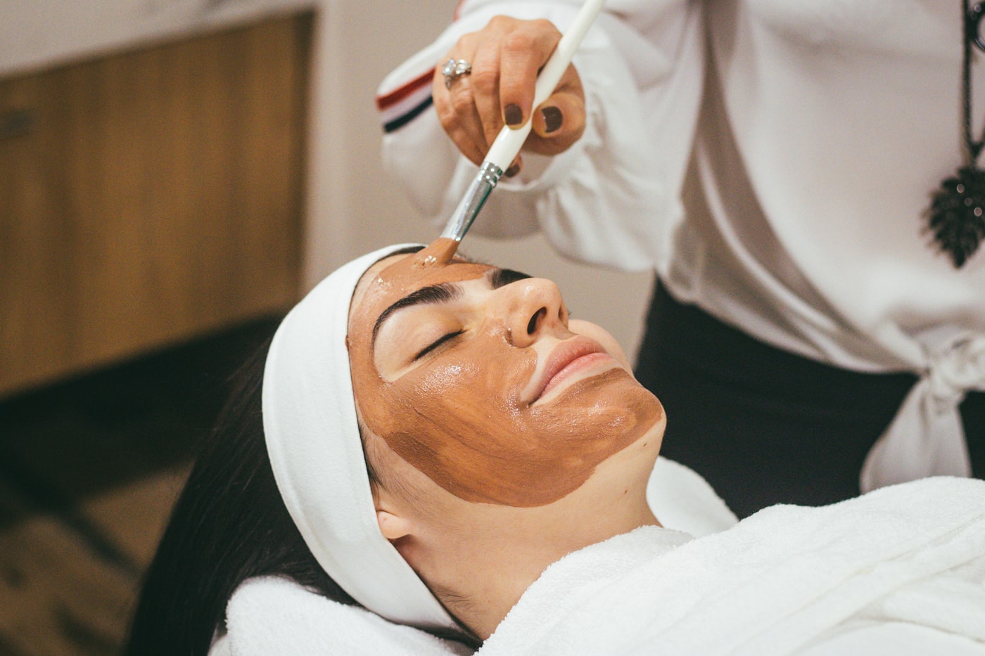 Tratamento facial em clínica de estética